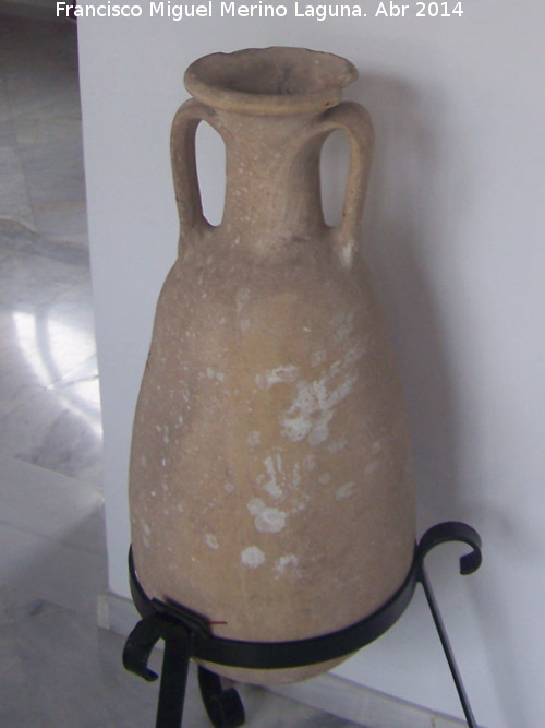 nfora - nfora. nfora romana de garum siglo I d.C. Museo Arqueolgico Profesor Sotomayor - Andjar