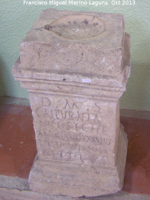Cooperativa San Amador - Cooperativa San Amador. Ara romana. Museo San Antonio de Padua - Martos