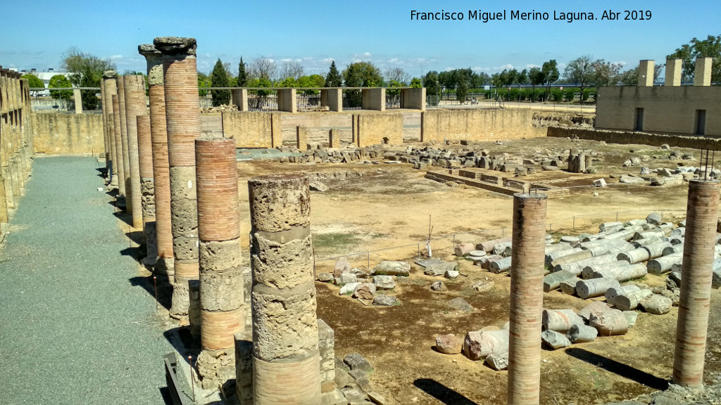 Itlica. Teatro Romano - Itlica. Teatro Romano. 