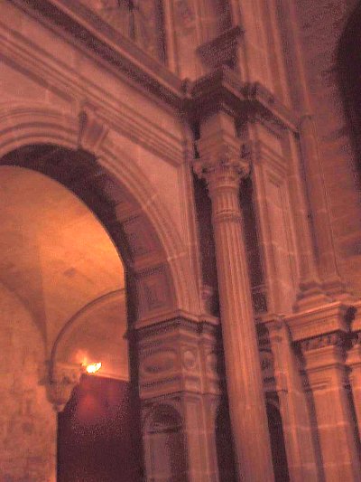 Catedral de Jan. Fachada Norte Interior - Catedral de Jan. Fachada Norte Interior. Puerta del Sagrario