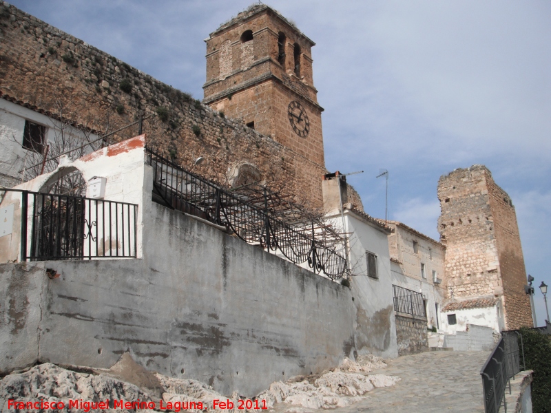 Castillo de La Guardia. Torren Este - Castillo de La Guardia. Torren Este. Distancia al campanario