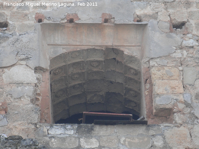 Castillo de La Guardia. Torre del Homenaje - Castillo de La Guardia. Torre del Homenaje. Ventana con bveda de rosetones