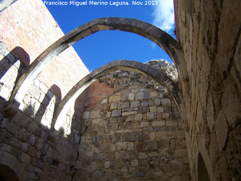 Castillo de La Guardia. Torren del Alczar Noreste - Castillo de La Guardia. Torren del Alczar Noreste. Arcos