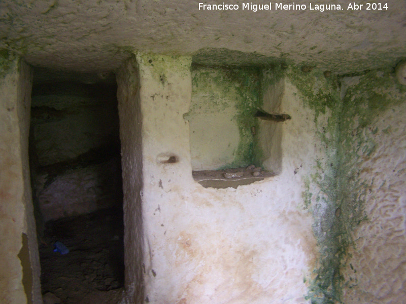 Cuevas de Lituergo - Cuevas de Lituergo. Habitacin y armario