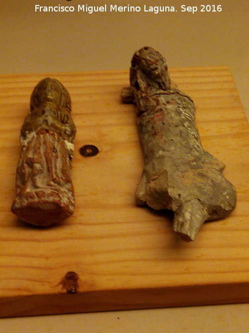 Baos rabes - Baos rabes. Virgen y un Cristo encontrados en la excavacin arqueolgica
