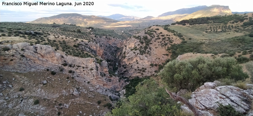 Los Ca�ones - Los Ca�ones. Desde las cercan�as del Abrigo del Almendro