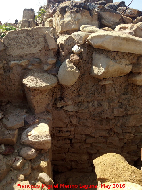 Cstulo. Puerta del Len - Cstulo. Puerta del Len. Molino reutilizado