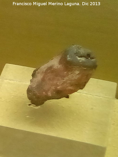 Cstulo. Poblado de la Muela - Cstulo. Poblado de la Muela. Fragmento de un animal cermico. Museo Arqueolgico de Linares