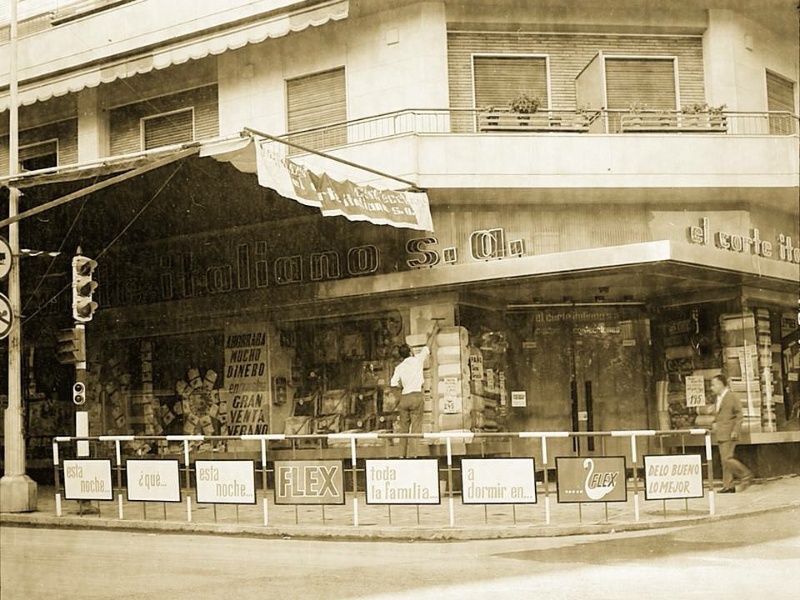 Corte Italiano - Corte Italiano. Foto antigua