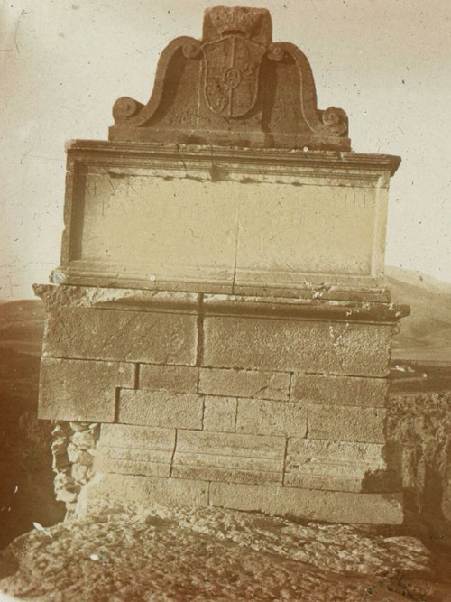 Monumento de Carlos III o Vtor - Monumento de Carlos III o Vtor. Dcada de 1910 por Ramn Espantalen
