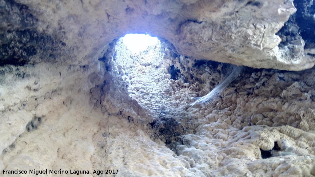 Cueva del Tercero - Cueva del Tercero. Chimenea
