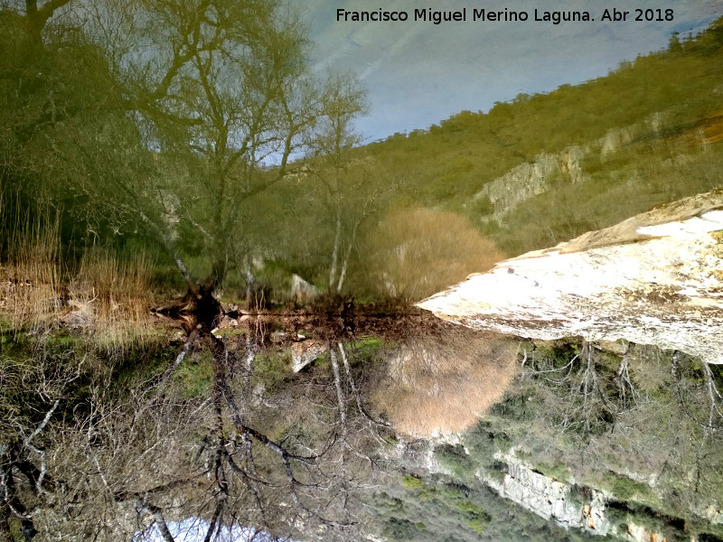 Ro Guarrizas - Ro Guarrizas. Antes de caer por la Cascada de la Cimbarra - Aldeaquemada