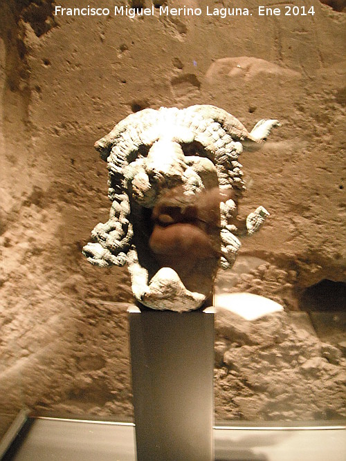 Castillo de San Miguel - Castillo de San Miguel. Cabeza de Quimera etrusca. Finales del Siglo V, principios del I.V. a.C.