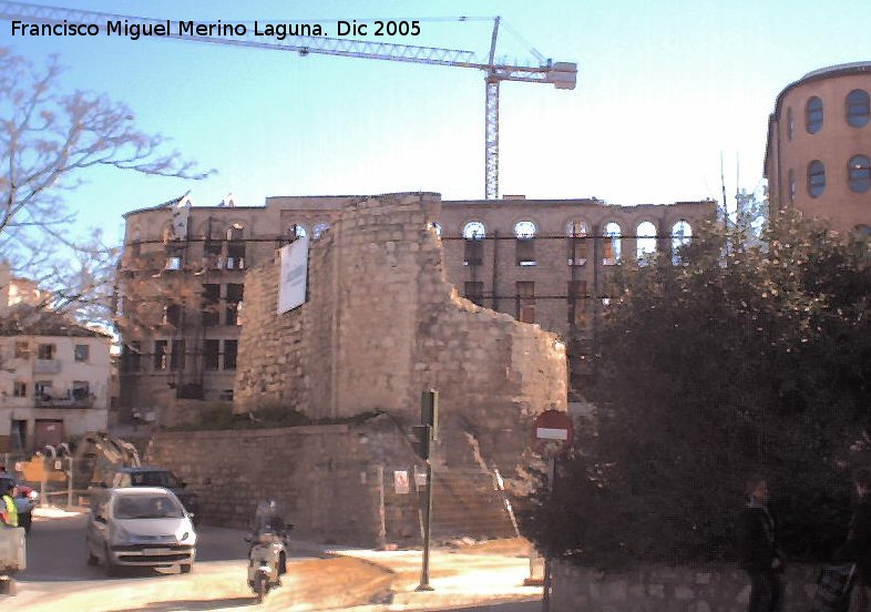 Muralla de Jan. Torren D - Muralla de Jan. Torren D. Durante la construccin del Teatro