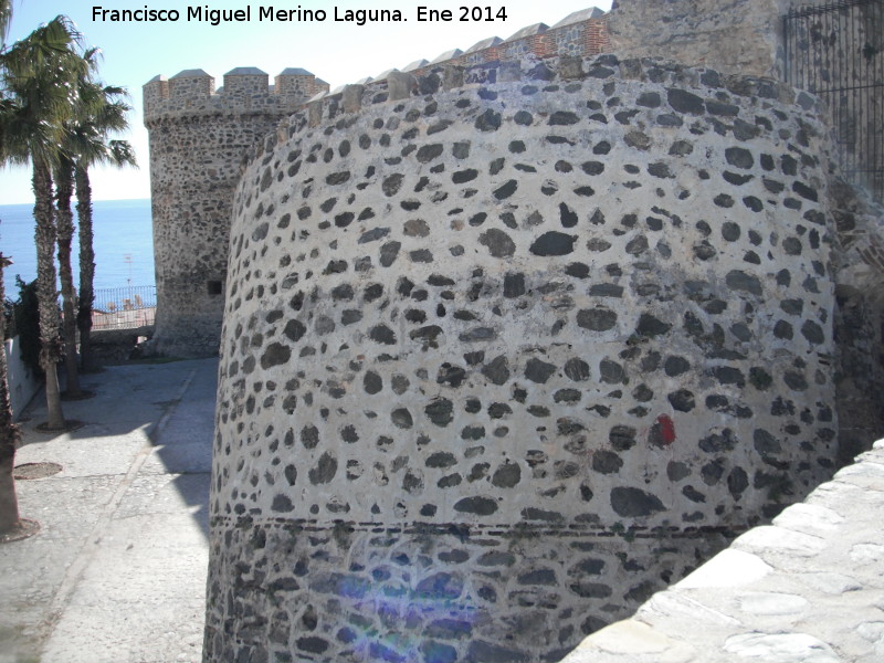 Castillo de San Miguel. Puerta de Acceso - Castillo de San Miguel. Puerta de Acceso. Torren izquierdo