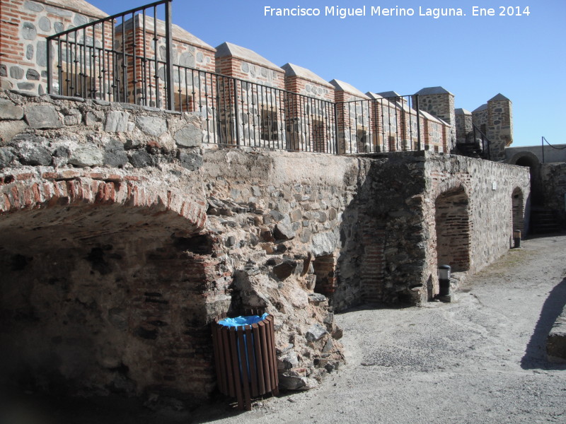 Castillo de San Miguel. Murallas Norte - Castillo de San Miguel. Murallas Norte. A intramuros