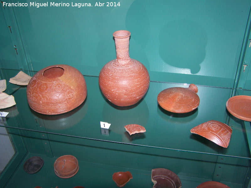 Terra sigillata hispana - Terra sigillata hispana. Museo Arqueolgico Profesor Sotomayor - Andjar