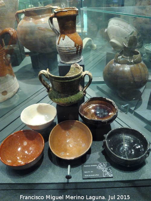 Cermica vidriada cristiana - Cermica vidriada cristiana. Museo de la Ciudad - Alcal la Real