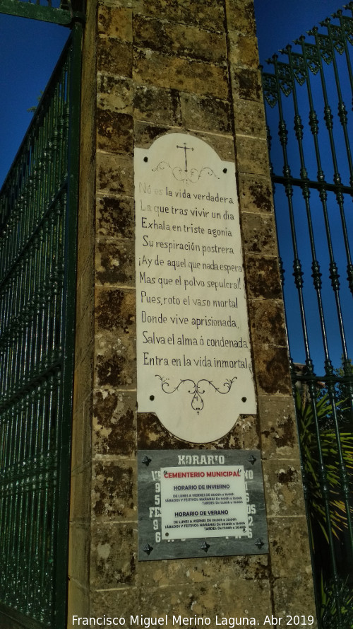 Cementerio de Baeza - Cementerio de Baeza. Placa