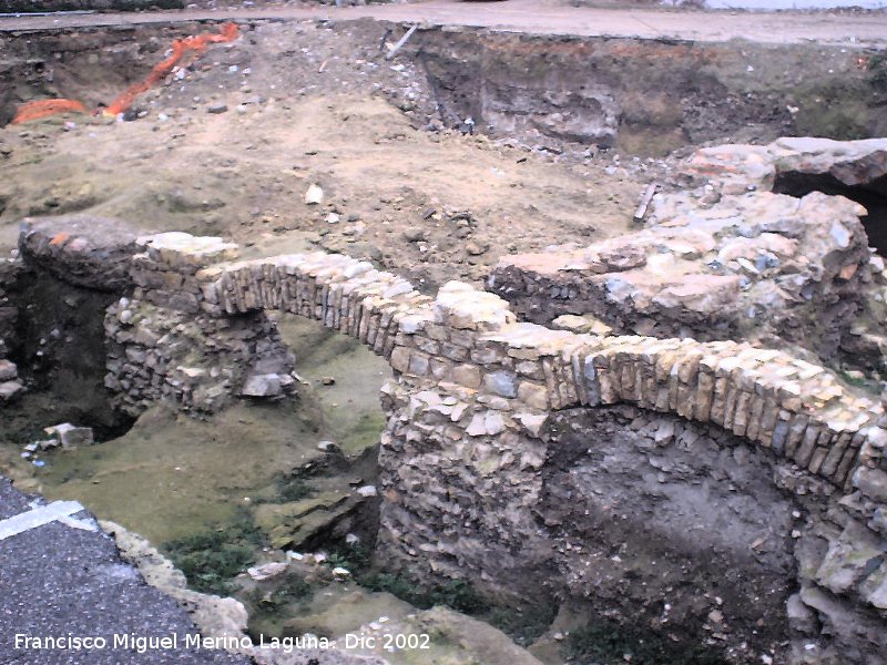 Antigua Escuela de Enfermera - Antigua Escuela de Enfermera. Arqueras de la excavacin arqueolgica