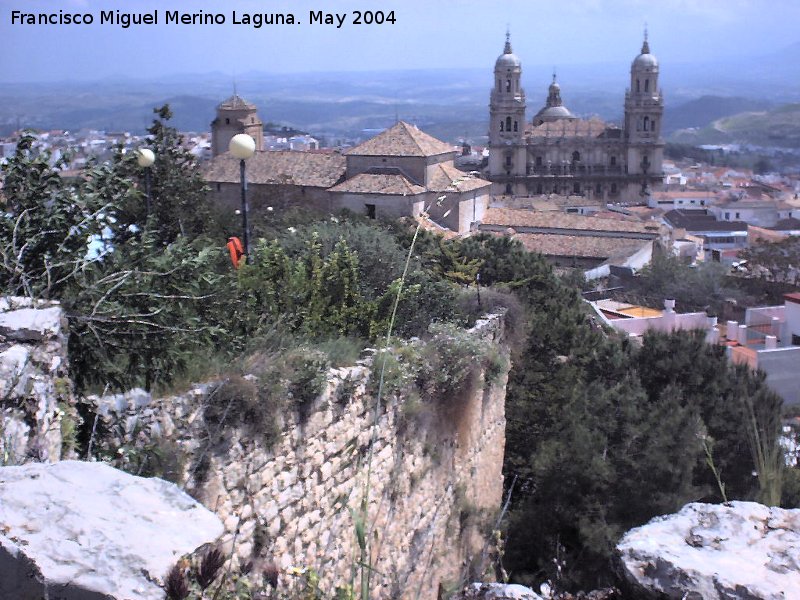 Muralla de Jan. Lienzo desde el Torren desmochado al Torren oculto - Muralla de Jan. Lienzo desde el Torren desmochado al Torren oculto. 