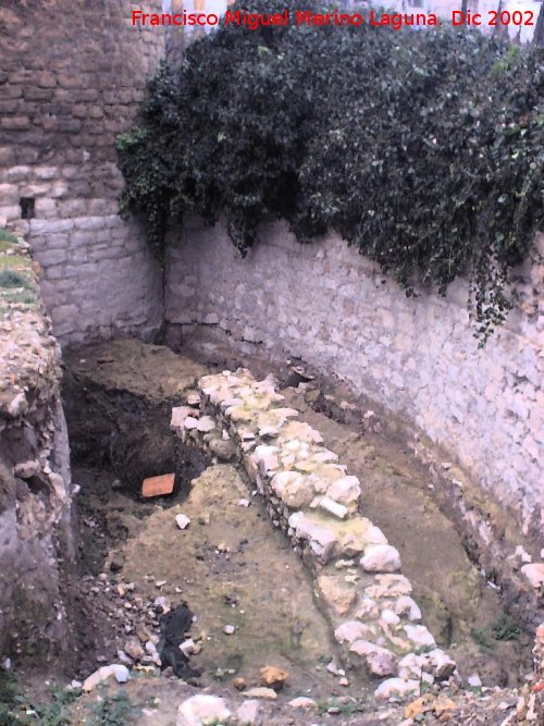 Muralla de Jan. Lienzo desaparecido del Torren Cilindrico al Torren D - Muralla de Jan. Lienzo desaparecido del Torren Cilindrico al Torren D. Antemuro medieval