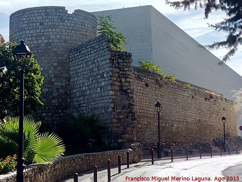 Muralla de Jan. Lienzo del Molino de la Condesa - Muralla de Jan. Lienzo del Molino de la Condesa. 