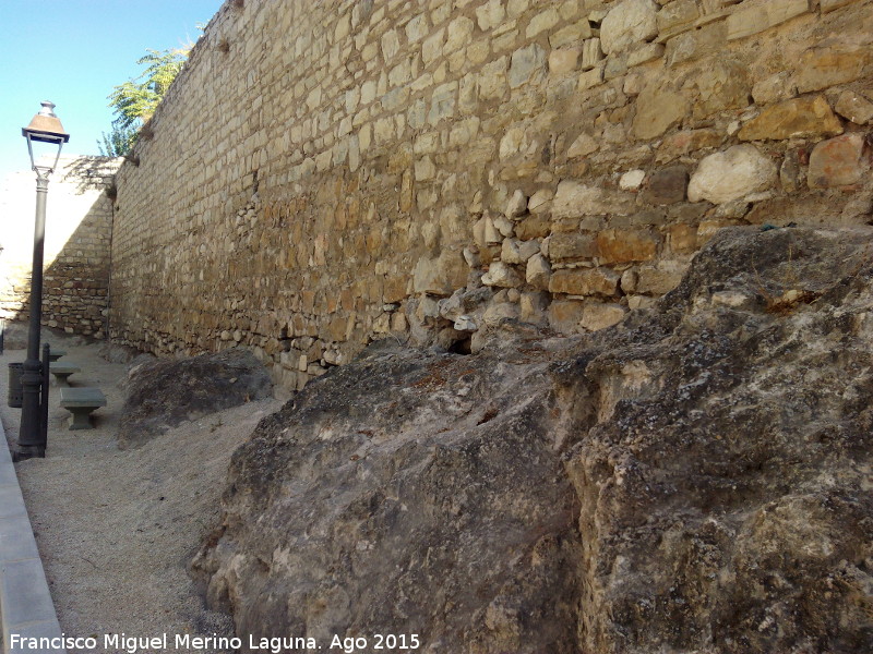 Muralla de Jan. Lienzo del Molino de la Condesa - Muralla de Jan. Lienzo del Molino de la Condesa. 