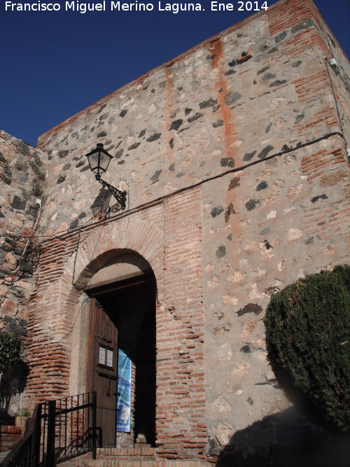 Castillo de Salobrea. Puerta de Acceso - Castillo de Salobrea. Puerta de Acceso. 