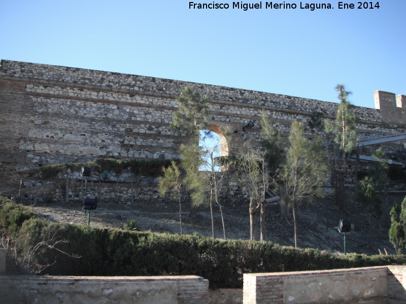 Castillo de Salobrea. Alcazaba - Castillo de Salobrea. Alcazaba. Murallas