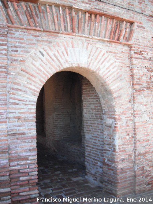 Castillo de Salobrea. Puerta de la Alcazaba - Castillo de Salobrea. Puerta de la Alcazaba. 