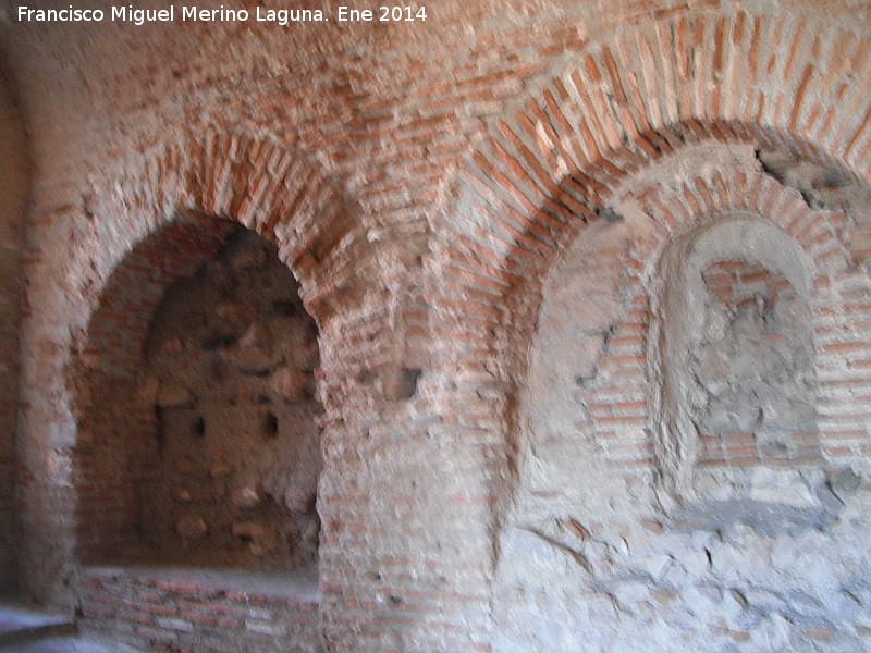 Castillo de Salobrea. Puerta de la Alcazaba - Castillo de Salobrea. Puerta de la Alcazaba. Arcos internos