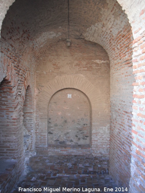 Castillo de Salobrea. Puerta de la Alcazaba - Castillo de Salobrea. Puerta de la Alcazaba. Acodo