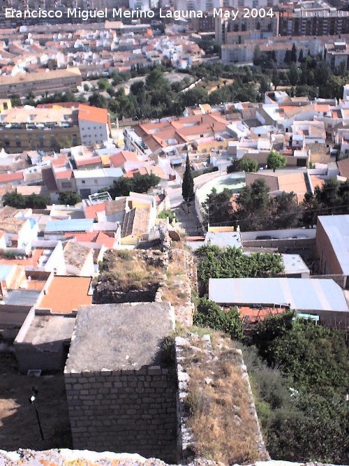 Muralla de Jan. Puerta de Martos - Muralla de Jan. Puerta de Martos. Se ve como la muralla va a encontrarse con la Puerta de Martos