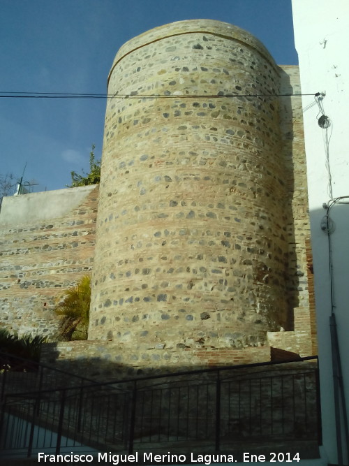 Murallas de Vlez-Mlaga - Murallas de Vlez-Mlaga. Cubo de la Calle Las Tiendas