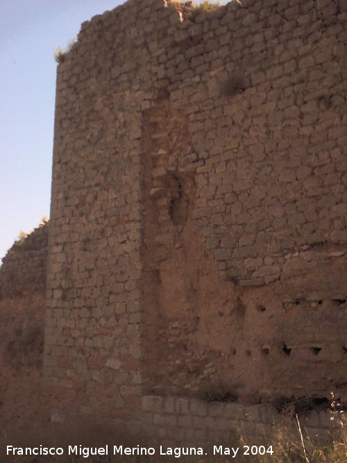 Muralla de Jan. Torren Esquinero - Muralla de Jan. Torren Esquinero. Detalle de las piedras expoliadas