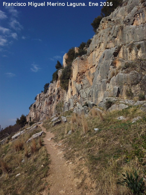 Cerro de Santa Catalina - Cerro de Santa Catalina. Paredes rocosas del sur