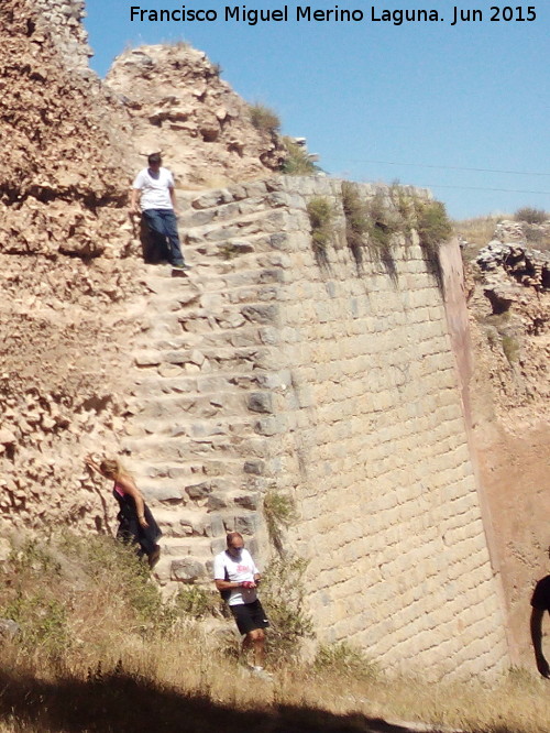 Muralla de Jan. Torren Saetera - Muralla de Jan. Torren Saetera. Escaleras a intramuros