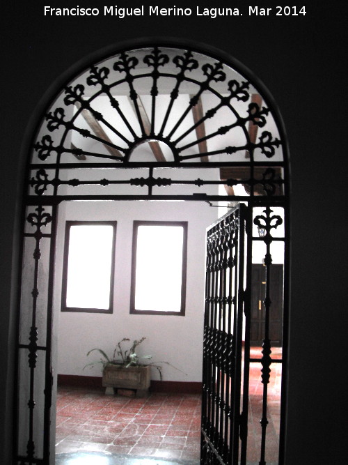 Palacio de los Salazares - Palacio de los Salazares. Puerta del zagun