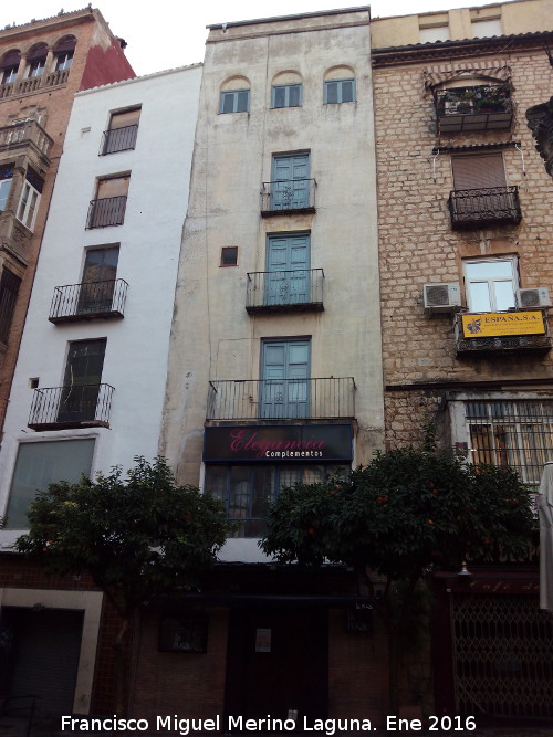 Edificio de la Calle Bernab Soriano n 7 - Edificio de la Calle Bernab Soriano n 7. Fachada trasera