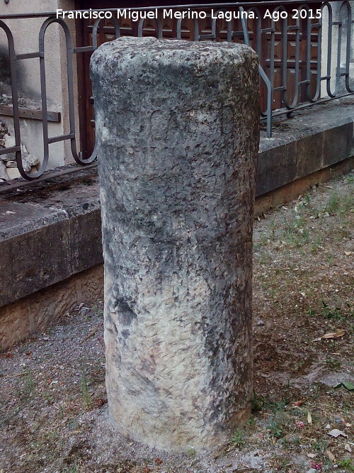 Museo Provincial - Museo Provincial. Miliario romano en la lonja