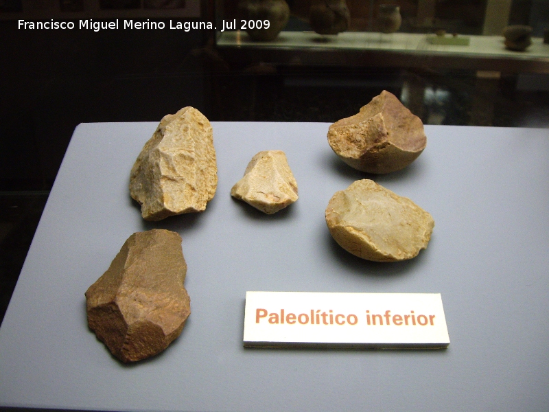 Museo Provincial - Museo Provincial. Paleoltico inferior