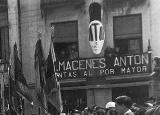 Edificio de la Plaza de la Constitucin n 8. Almacenes Antn foto antigua