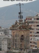 Iglesia de San Andrs. Cruz y espadaa superior