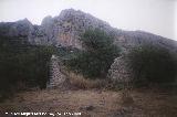 Torre Quebrada. Construccin rectangular aparte de la torre