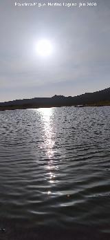 Sol. Pantano del Guadal�n - Vilches