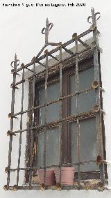 Rejer�a de rosetas. Reja de rosetas con picas. Calle Horno de San Pablo - �beda