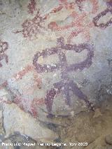 Pinturas rupestres de la Cueva de la Graja-Grupo VIII. Antropomorfo de tipo phi con dos piernas y falo