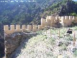 Castillo de La Iruela. Muralla Sur primer recinto y el Torren II Sur
