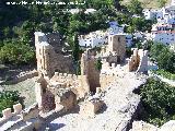 Castillo de La Iruela. Con Santo Domingo al fondo